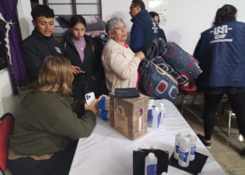 DIF Naucalpan entrega apoyos directos a damnificados del edificio desalojado