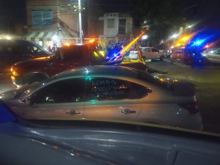 En Atizapán, bloqueos de taxistas inconformes por corrupción de autoridades