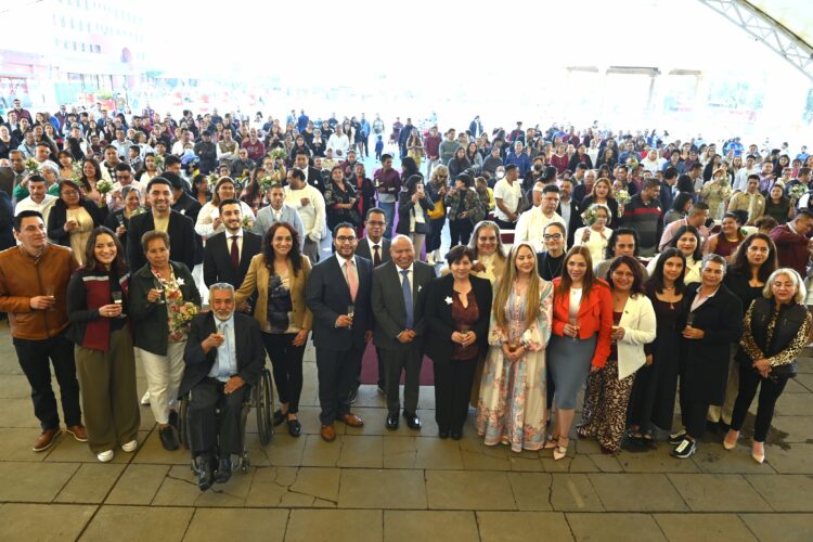 CELEBRA TLALNEPANTLA DÍA DEL AMOR Y LA AMISTAD CON 46 BODAS COMUNITARIAS