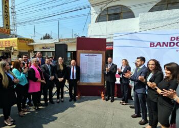 En Tlalnepantla Raciel Pérez Cruz promulga el Bando Municipal 2025