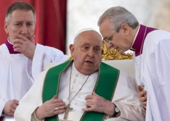 El papa necesita ‘reposo absoluto’ y no pronunciará el Ángelus mañana domingo