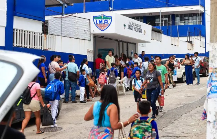 En México entra en vigencia la prohibición para vender «comida chatarra» en las escuelas