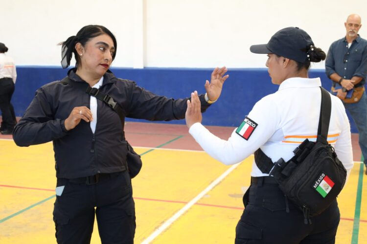 REFUERZA HUIXQUILUCAN HABILIDADES DE MUJERES POLICÍA CON CURSOS DE DEFENSA PERSONAL