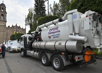 ARRANCA PROGRAMA INTEGRAL DE ATENCIÓN A FUGAS Y BACHEO TLALNEPANTLA 2025