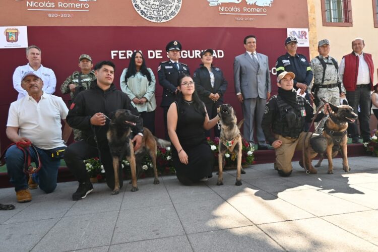 YOSELIN MENDOZA PRIORIZA LA PROTECCIÓN CIUDADANA Y REALIZA FERIA DE SEGURIDAD