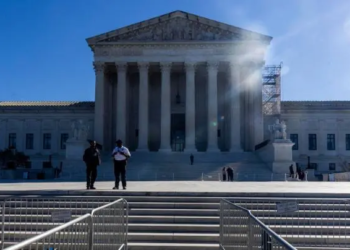 Supremo de EU estudia el caso de México contra fabricantes de armas