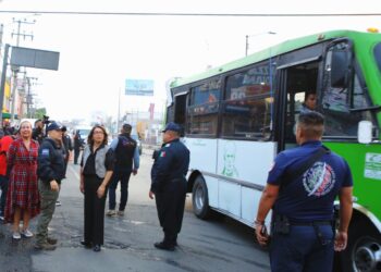 Refuerza Azucena Cisneros operativos en transporte público