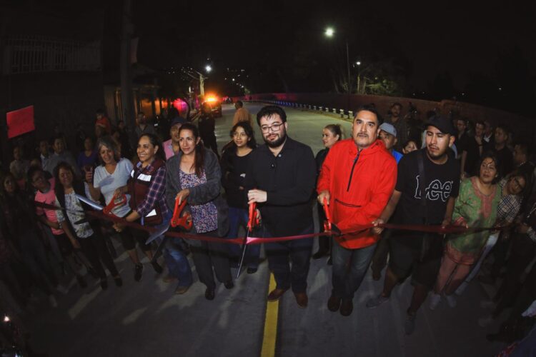 En Naucalpan entrega Isaac Montoya Rehabilitación de Avenidas