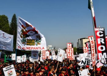 Suteymistas conmemoran en Tlalnepantla el Día Internacional del Trabajo