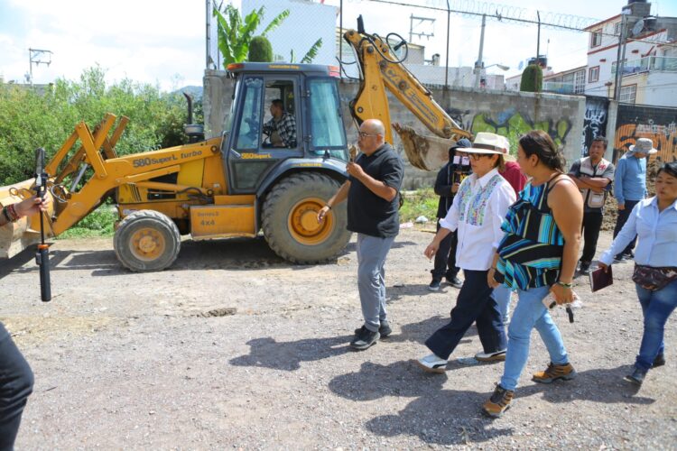 Atiende Gobierno de Ecatepec socavón en la colonia El Progreso de Guadalupe Victoria