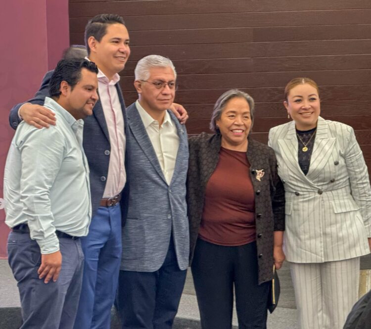 Participa Yoselin Mendoza En Seminario de Fiscalización