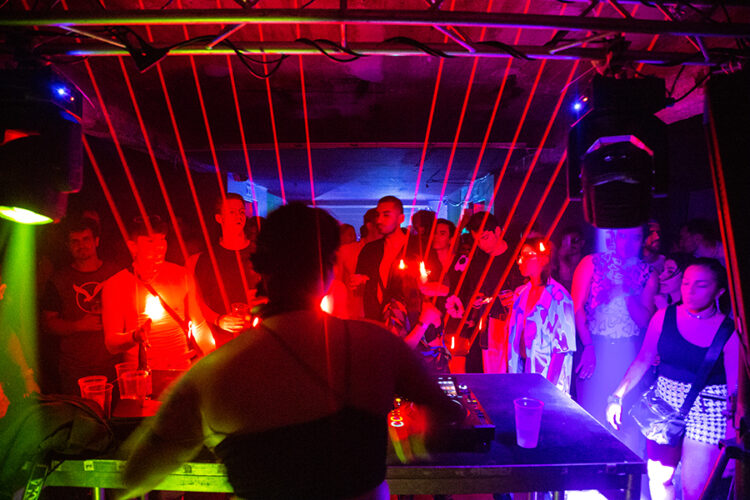  Celebrando juntxs lxs distintxs cuerpxs, músicas, edades e identidades