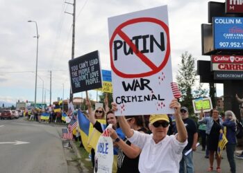 Anchorage (Alaska) le niega la bienvenida a Putin: «es un criminal de guerra»