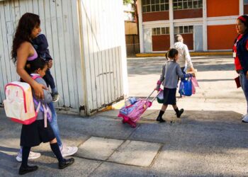 SEP alarga el ciclo escolar 2024-2025: estudiantes de primaria tendrán una semana más de clases