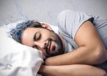 Dormir bien protege al cerebro del Alzheimer