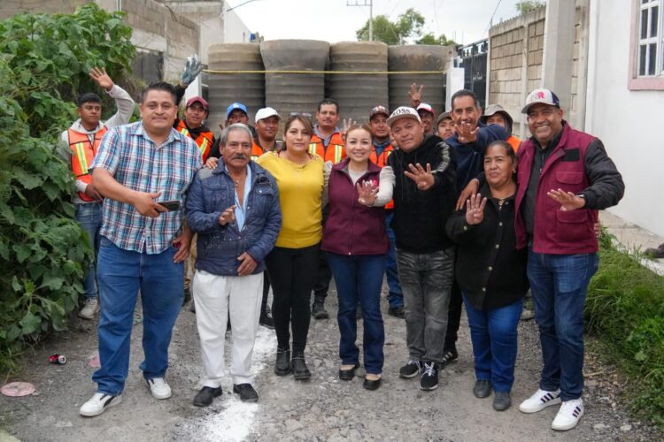 ATIENDE GOBIERNO DE N. R. COMUNIDADES ABANDONADAS POR AÑOS