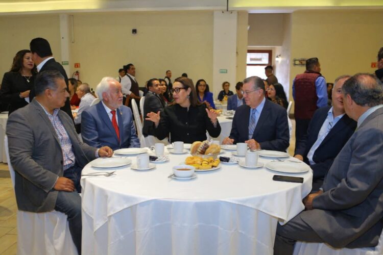 Llaman al sector industrial a sumarse a Record Guiness para limpiar Ecatepec