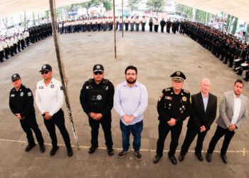 Incrementan 4 mil pesos mensuales a los policías de Naucalpan