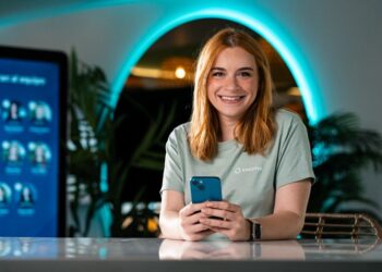 Control de asistencias evoluciona: Sesame lidera la transformación