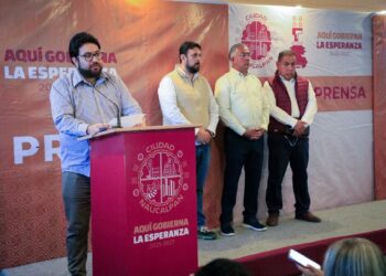 PRESENTA ALCALDE ISAAC MONTOYA AVANCES DEL PROGRAMA ANUAL DE OBRAS PÚBLICASPRESENTA ALCALDE ISAAC MONTOYA AVANCES DEL PROGRAMA ANUAL DE OBRAS PÚBLICAS