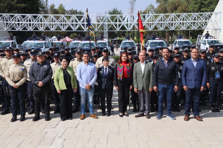 Rosi Wong Entrega 72 Nuevas Patrullas a la Guardia Civil de Tecámac