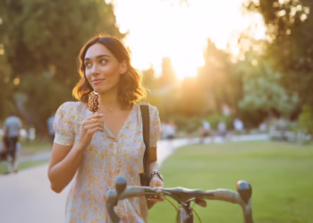 Soltería, bienestar y el postre de la felicidad