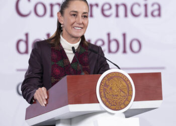 Creación de nuevos lugares en preparatoria tiene un avance de 37 por ciento, la meta son 150 mil espacios en el sexenio: Presidenta