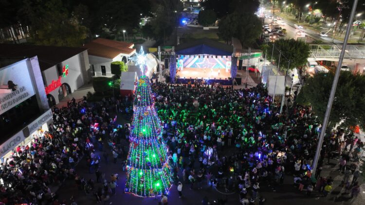 MÁS DE 128 MIL PERSONAS DISFRUTARON DE LAS ATRACCIONES DECEMBRINAS EN ATIZAPÁN