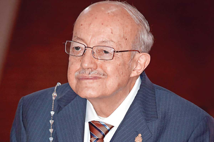 Muere Tarsicio Herrera Zapién, portador de la llama de las letras clásicas