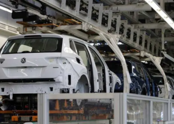 Producción de autos cayó 0.9 % en 2025 ante amenazas arancelarias de EU