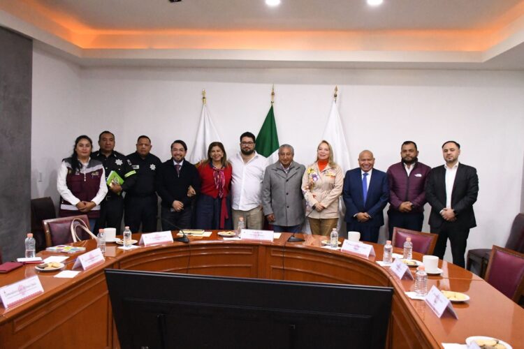 ENCABEZA ALCALDE ISAAC MONTOYA MESA DE TRABAJO Y COORDINACIÓN PARA EL RESCATE Y TRANSFORMACIÓN INTEGRAL DEL PERIFÉRICO NORTE