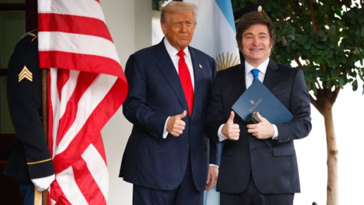 Trump invita a los presidentes de Argentina y Turquía a integrarse al consejo de paz para Gaza