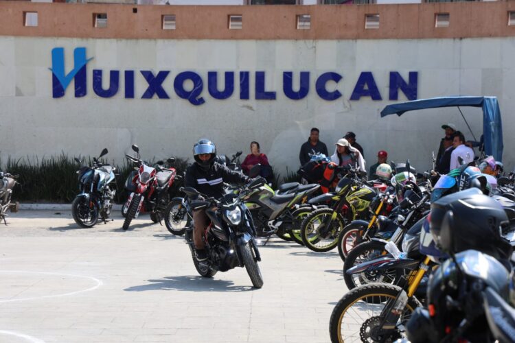 CERTIFICAN HUIXQUILUCAN Y EDOMEX A MOTOCICLISTAS PARA REDUCIR ACCIDENTES VIALES