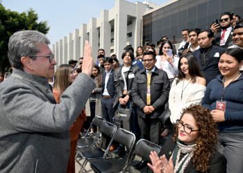 Ricardo Monreal pide a jóvenes cerrar filas con la presidenta Claudia Sheinbaum y defender la soberanía nacional