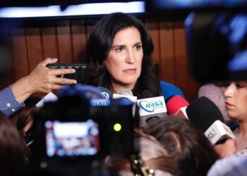 Se requieren cifras reales, políticas públicas, leyes y presupuesto para erradicar la violencia contra mujeres y niñas: Kenia López Rabadán