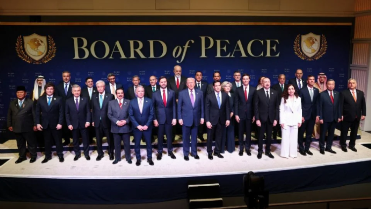 «Son los líderes mundiales más importantes»: Trump se reúne por primera vez con los 40 integrantes de la Junta de Paz