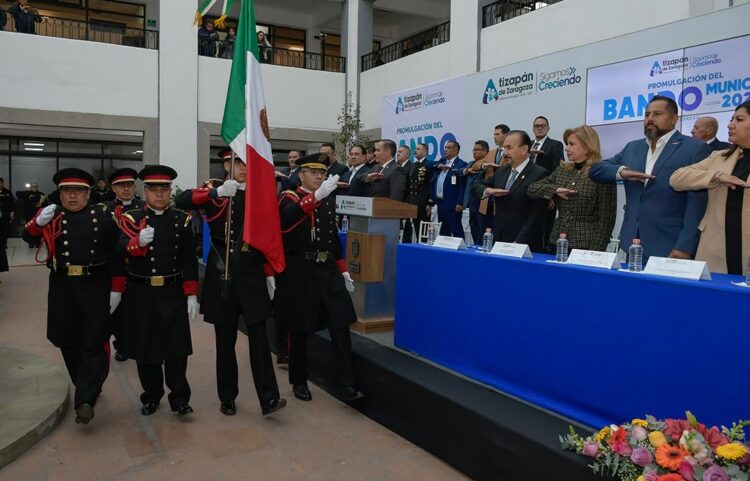 PROMULGANDO EL BANDO MUNICIPAL EN ATIZAPÁN DE ZARAGOZA DOCUMENTO QUE RESPONDE A LOS DESAFÍOS DEL PRESENTE