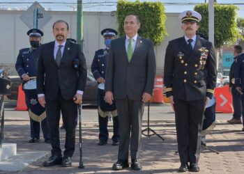 PEDRO RODRÍGUEZ CONMEMORA EL DÍA DE LA BANDERA