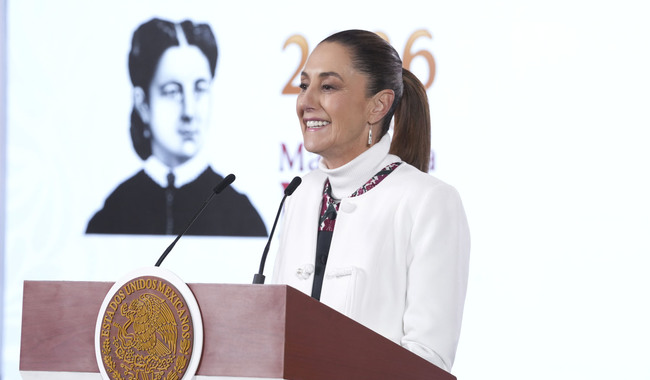 Presidenta presenta estrategia integral “Jóvenes Transformando México”; beca Gertrudis Bocanegra llegará a un millón de universitarios