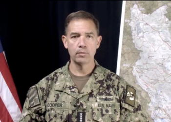 Capacidad de Irán para limitar el paso en Ormuz fue debilitada tras bombardeo de arsenal, afirma EU