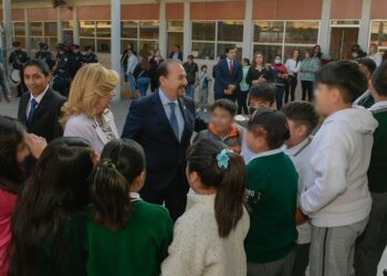 PEDRO RODRÍGUEZ CONTINÚA MODERNIZANDO LAS ESCUELAS DE ATIZAPÁN, CON AULAS DIGITALES