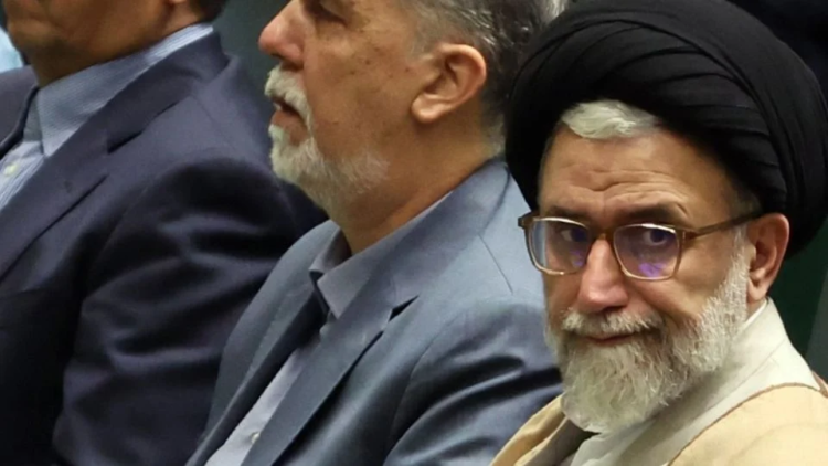 Israel afirma que asesinó al ministro de Inteligencia de Irán en un bombardeo anoche