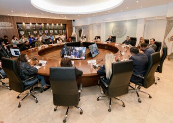 En Atizapán aprueban histórico presupuesto para becas educativas