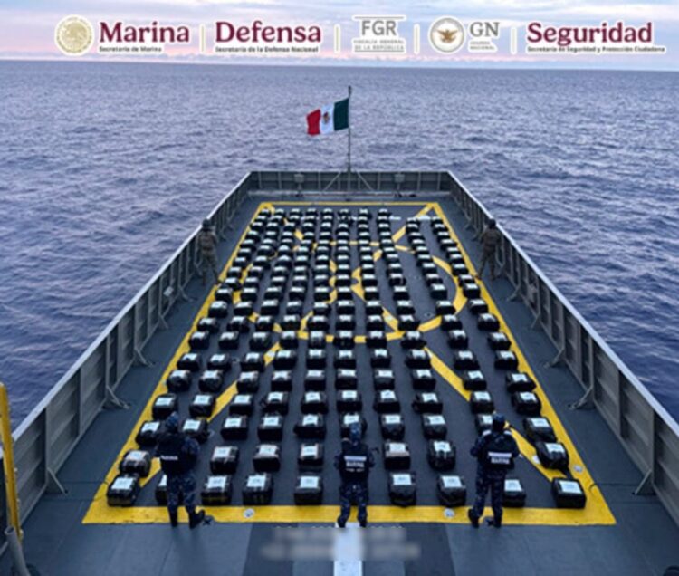Marina incauta más de dos toneladas de cocaína en un operativo en el Pacífico mexicano