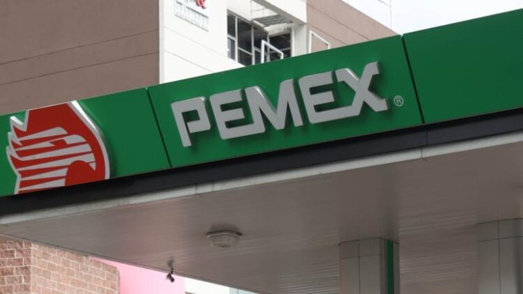 Bloqueo en planta de Pemex en Chiapas pone en riesgo el suministro de gasolina
