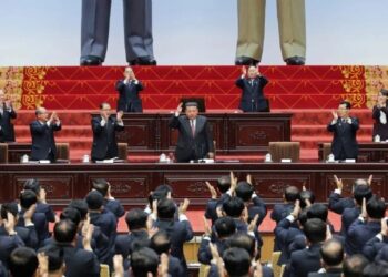 Sheinbaum afirma que están detenidos los dueños de la funeraria donde hallaron restos en investigación de los 43 de Ayotzinapa