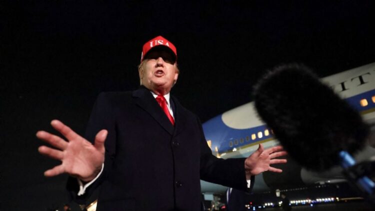 Comienza el bloqueo en Ormuz: Trump amenaza con eliminar «inmediatamente» buques iraníes que intenten cruzar