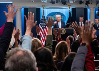 Trump predice que Irán regresará a la mesa de negociaciones con Estados Unidos