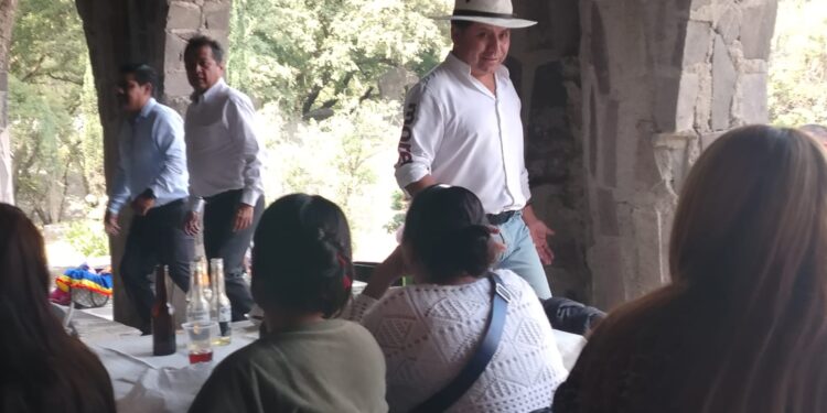 Se posiciona el síndico Felipe Martínez como un líder que da resultados y apoyo a la ciudadanía