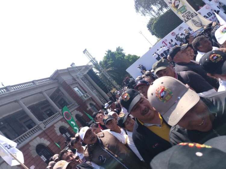 SUTEYM DE TLALNEPANTLA SOLIDO Y CON UNIDAD